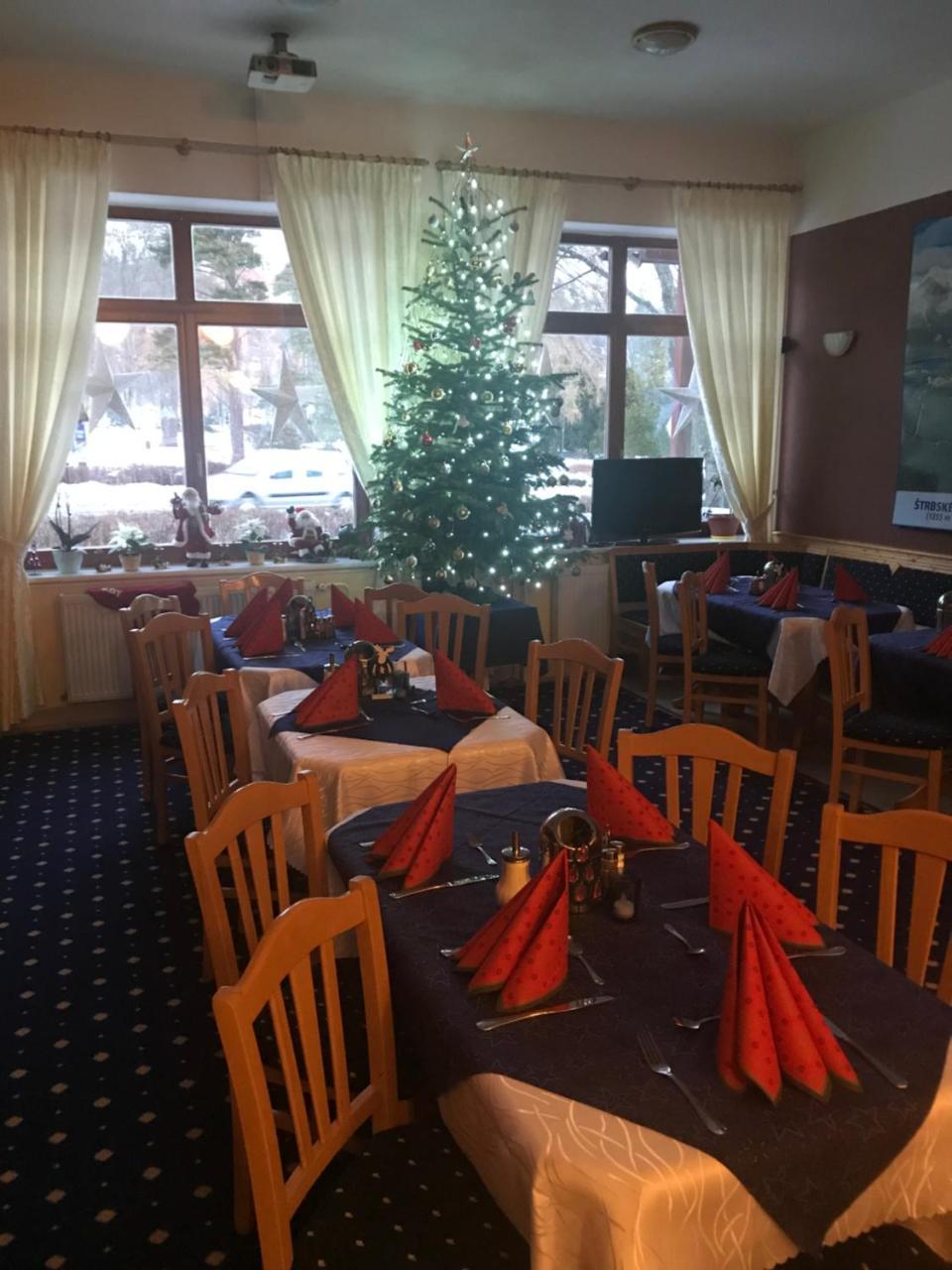 Penzion Slalom Tatranská Lomnica Esterno foto
